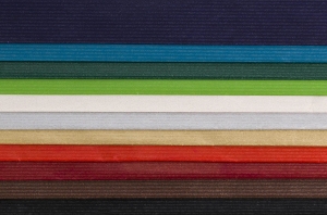 CARTA DA PACCO COLORATA (25 FOGLI)