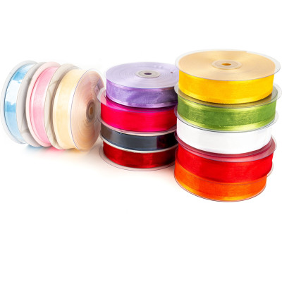 Nastro organza con bordi in raso