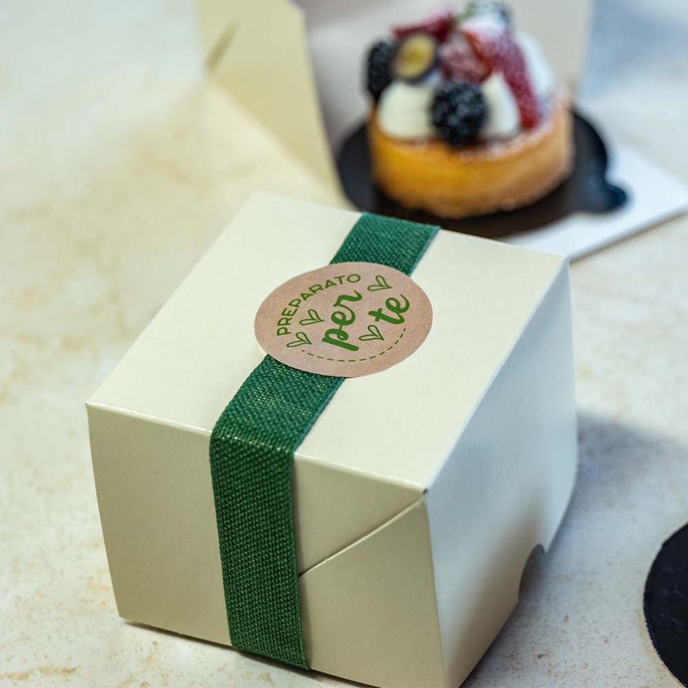 Etichetta Tonda Linea Preparato per Te - Vendita online all'ingrosso b2b - ambientata dama monoporzione avorio