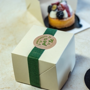 Etichetta Tonda Linea Preparato per Te - Vendita online all'ingrosso b2b - ambientata dama monoporzione avorio