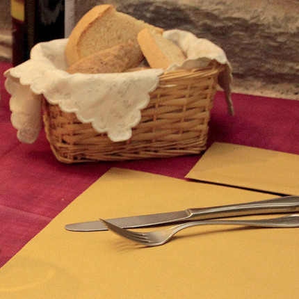 Tovaglietta e posate in cartapaglia - Vendita online all'ingrosso b2b