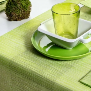 RUNNER MILLERIGHE AIRlAID IN CARTA SECCO - vendita online all'ingrosso - ambientata verde pistacchio