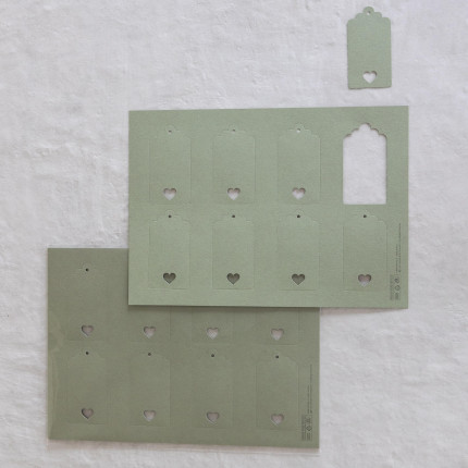 Tag rettangolare con cuoricino: Incartare