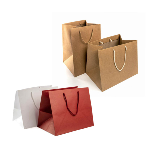 Sacchetti colorati in carta con fondo largo