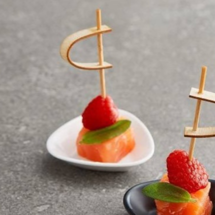 Piattino triangolare bianco in melamina Piattino triangolare bianco in melamina