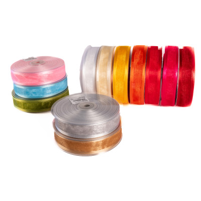 Nastro organza con bordi in raso