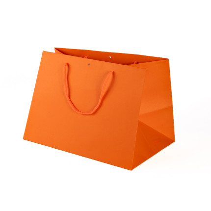 Sacchetto in carta con cordino cotone e fondo largo