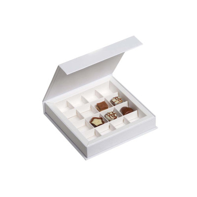 Scatola White in Cartoncino per 16 Praline