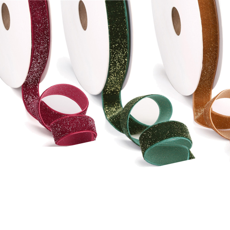 Nastro Velluto Metallic, disponibile in tre colori