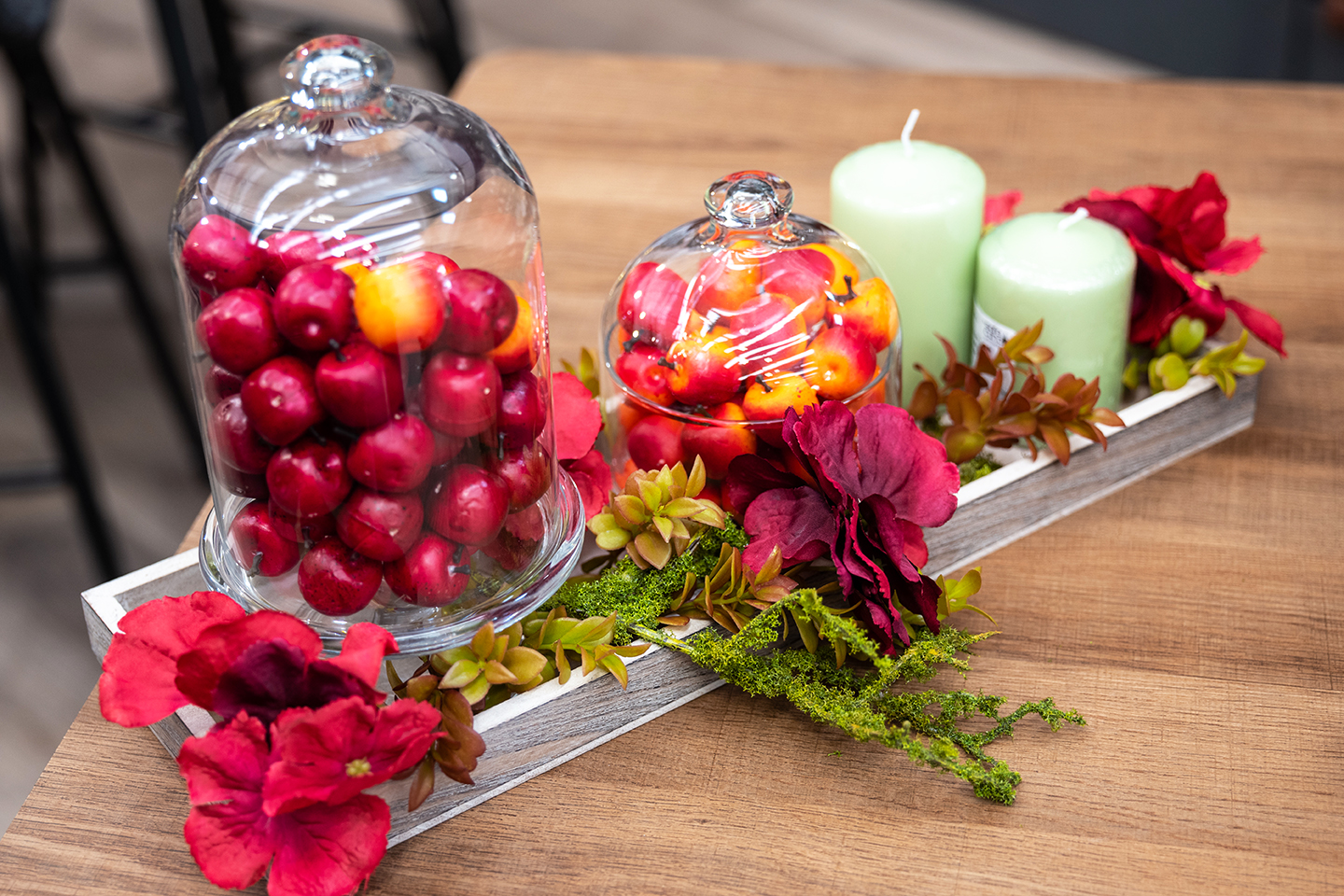 Vasi, alazatine e frutta artificiale per allestimenti e decorazioni autunno 2021